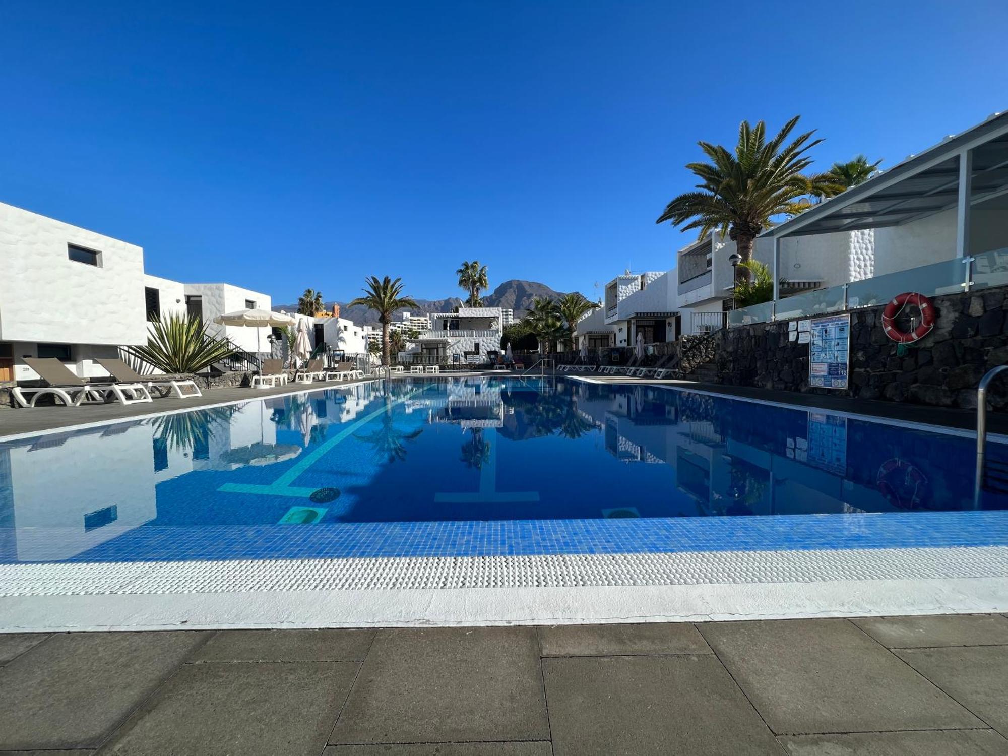 Apartamentos Bungamerica 273 - Costa Adeje Плая-де-лас-Америкас Экстерьер фото